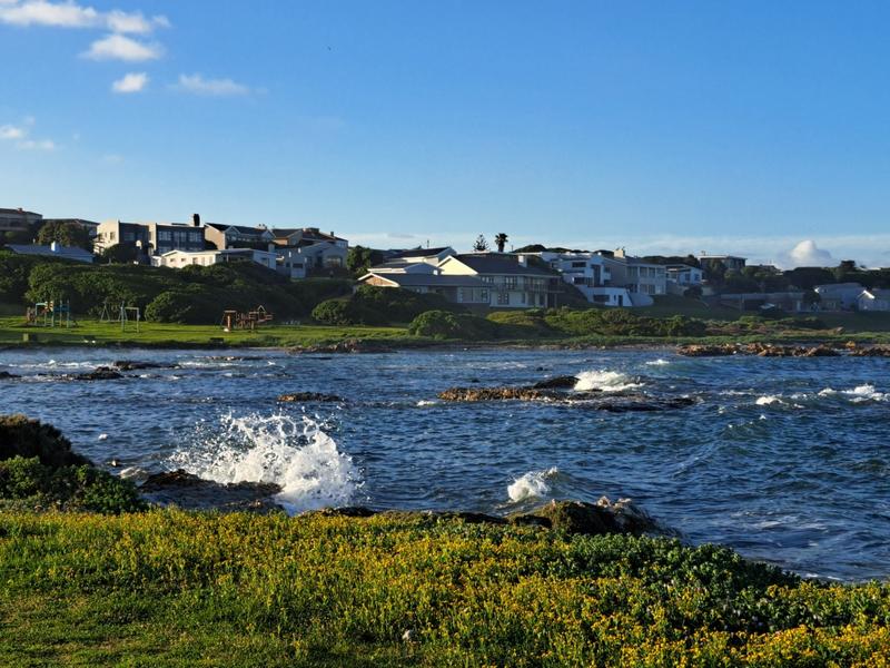 6 Bedroom Property for Sale in Kleinbaai Western Cape